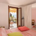 Nyaraló Rosa House *