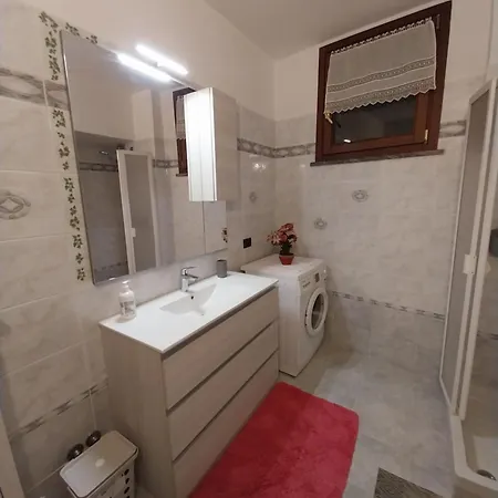 Rosa House Dom wakacyjny *